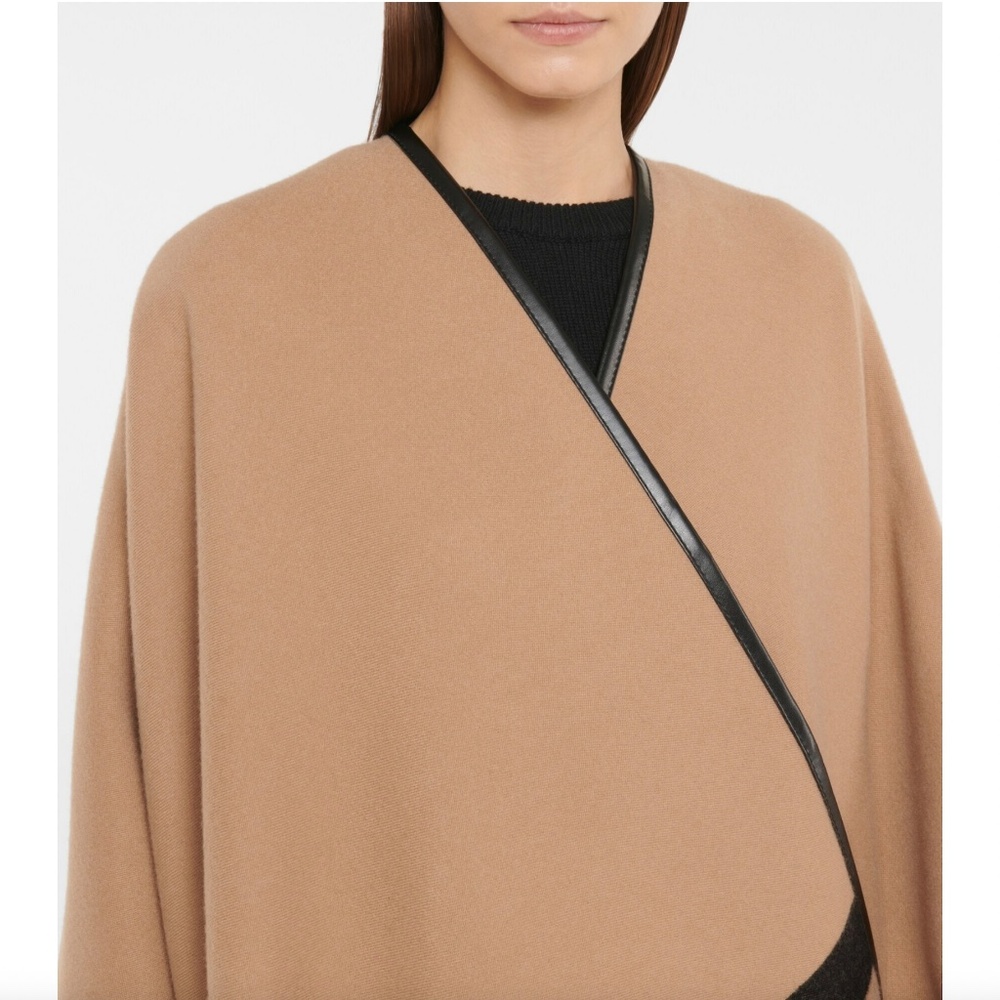 Moncler Beige Virgin Wool Logo Cape With Black Leather Trim And Fringe - Picture 6 of 15